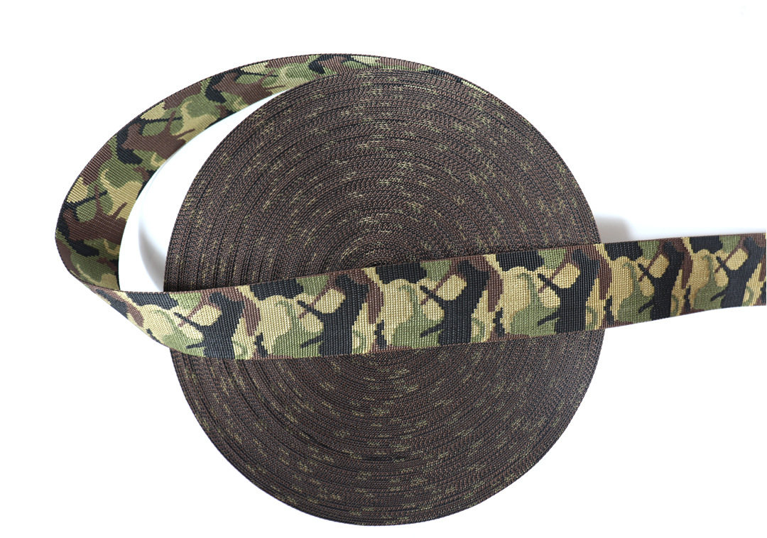 军用迷彩织带的多功能应用